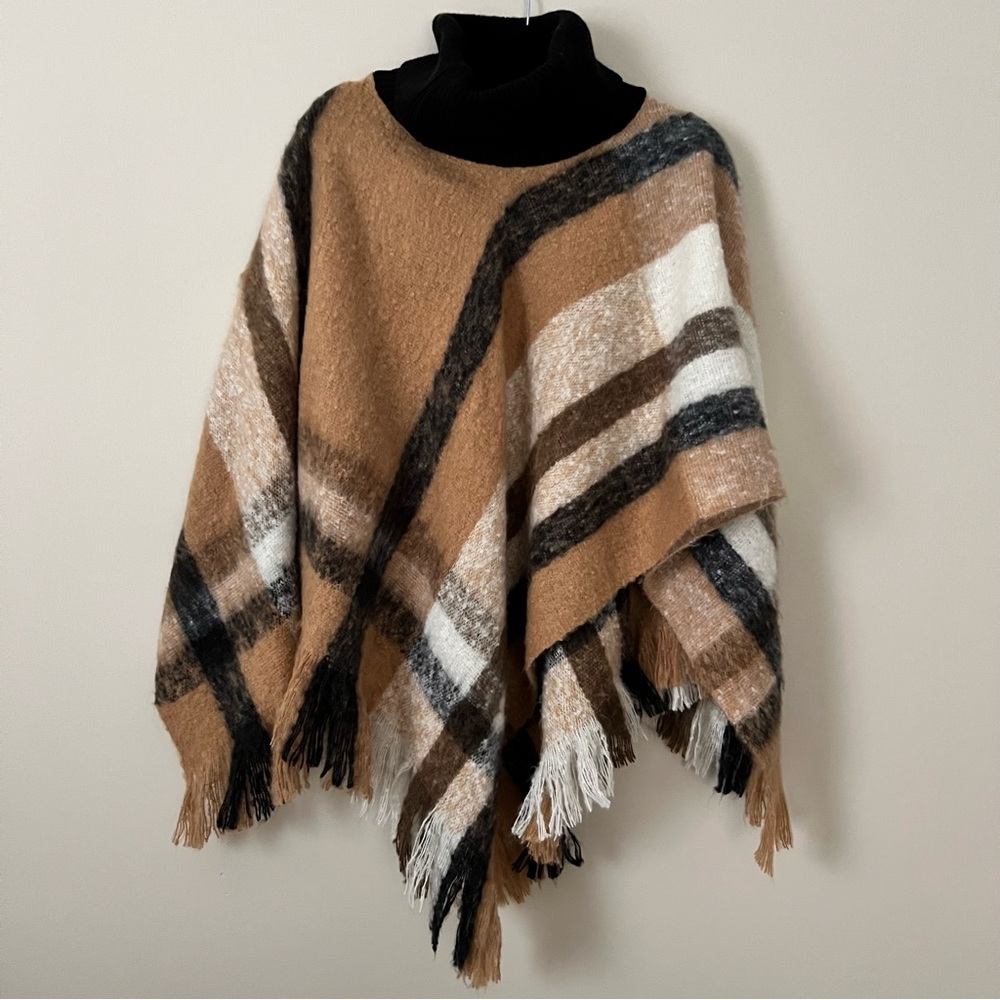 NWT! STYLE & CO Luggage Poncho 24x41 One Size